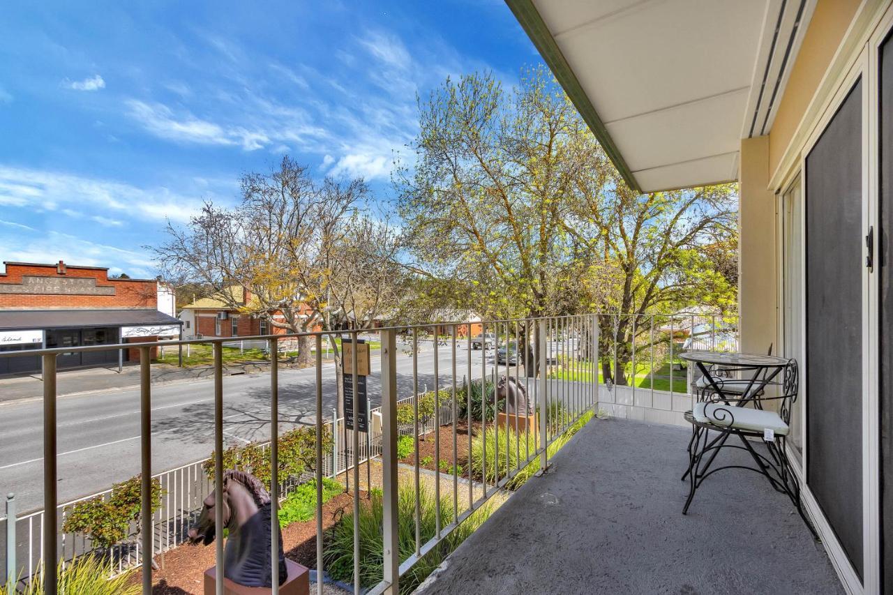 Angaston Mews Apartments Екстер'єр фото