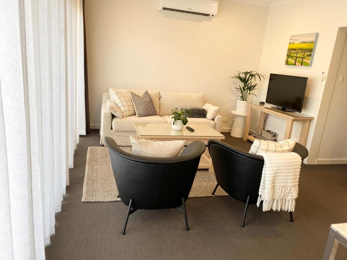 Angaston Mews Apartments Екстер'єр фото
