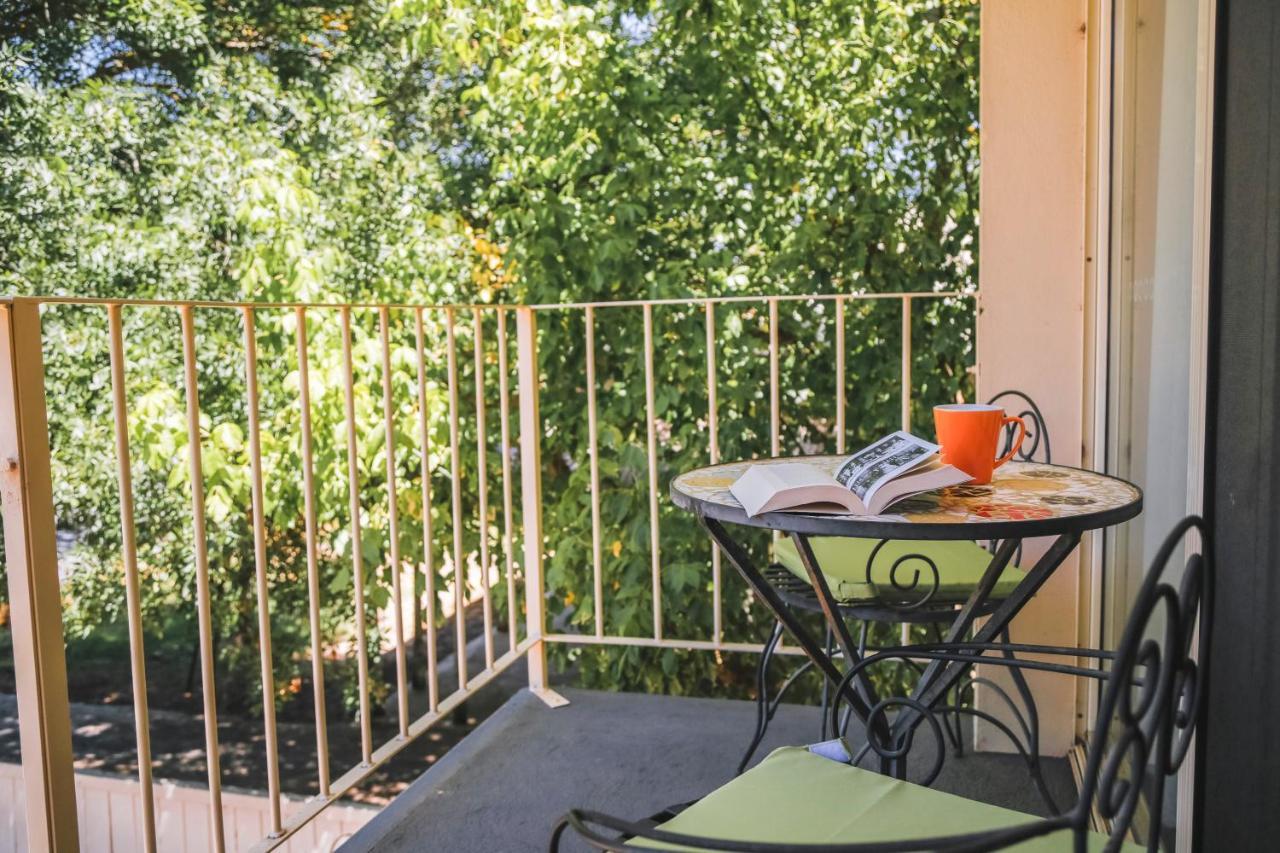 Angaston Mews Apartments Екстер'єр фото